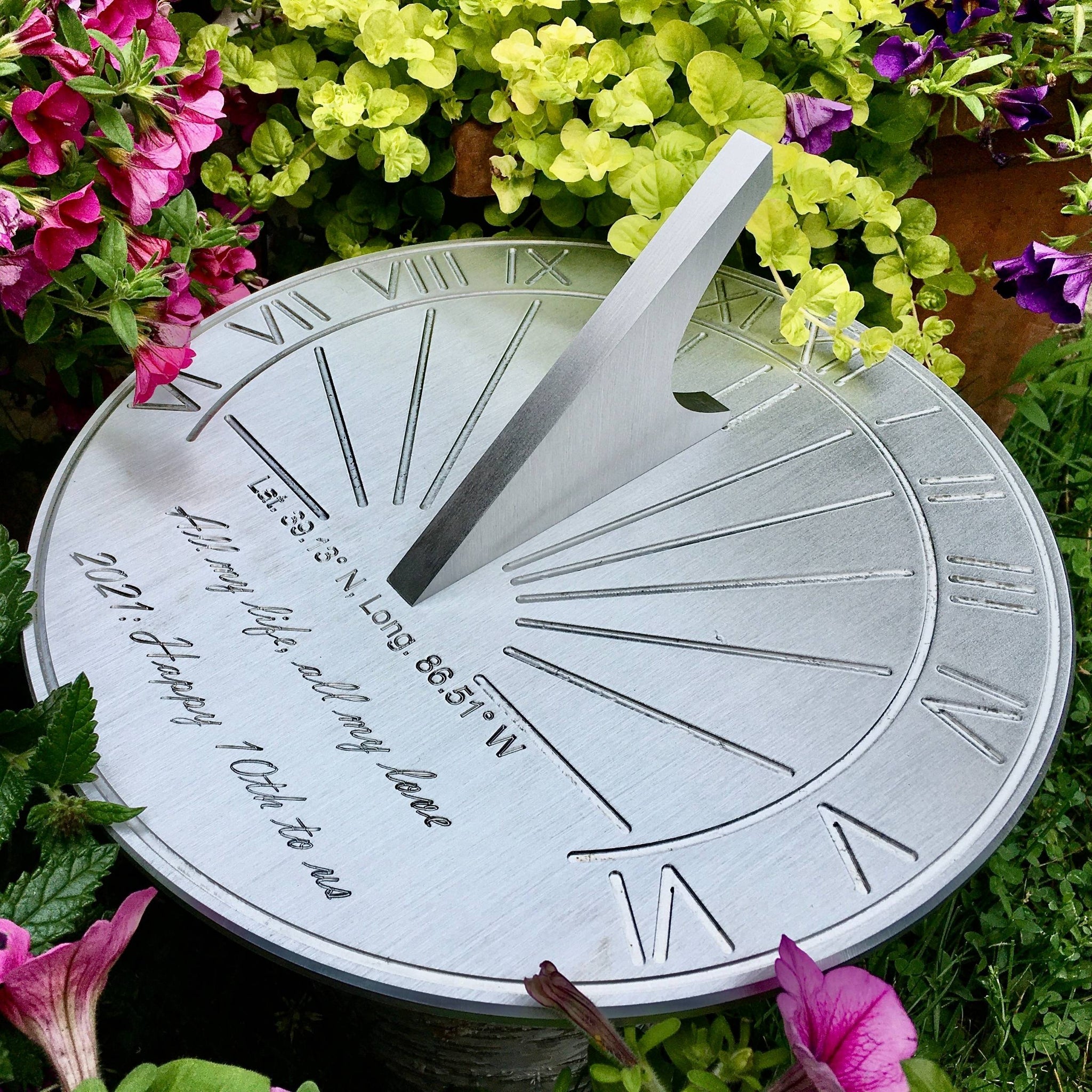 Apollo Sundials 10th Anniversary Gifts for Him or Her. 10th Anniversary gifts for couple and 10 year tin anniversary gifts sundial. Look no further for the perfect tin 10 year anniversary gift for him as well as other aluminium gifts for wedding anniversary, especially for the tin 10th anniversary. 